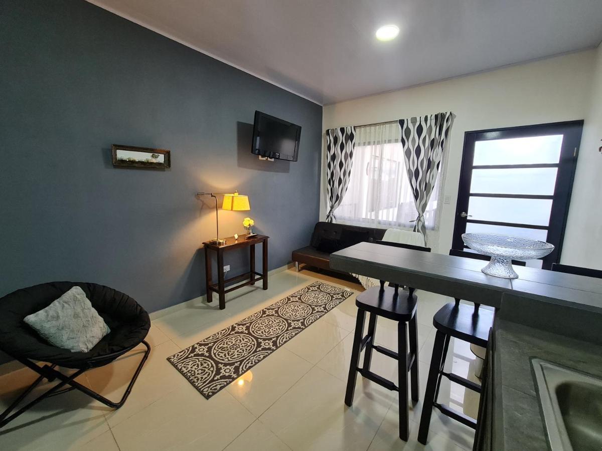 Apartamentos Ave Del Paraiso Alajuela ภายนอก รูปภาพ