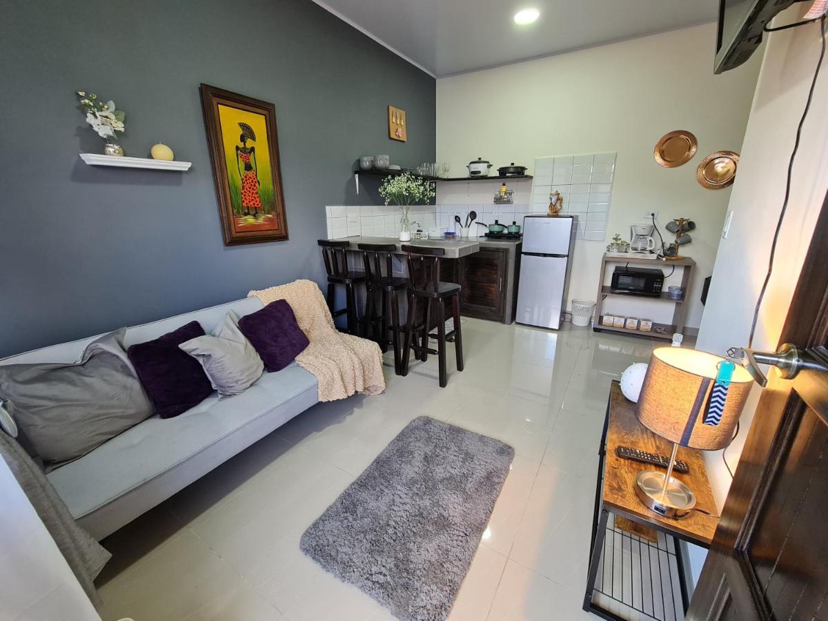 Apartamentos Ave Del Paraiso Alajuela ภายนอก รูปภาพ