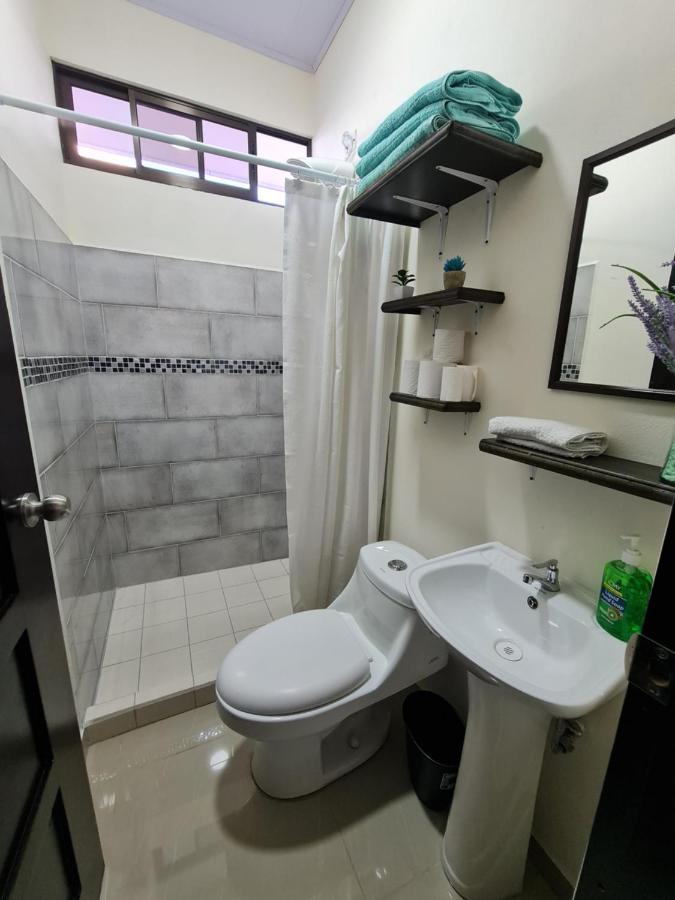 Apartamentos Ave Del Paraiso Alajuela ภายนอก รูปภาพ