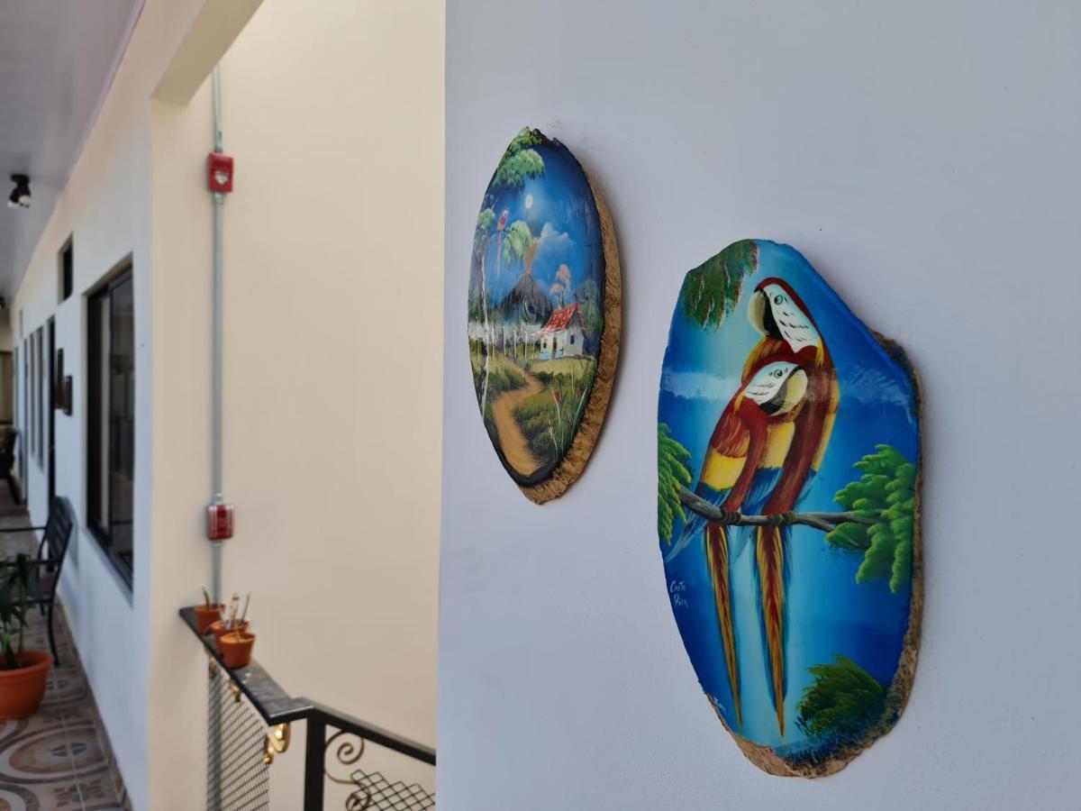 Apartamentos Ave Del Paraiso Alajuela ภายนอก รูปภาพ